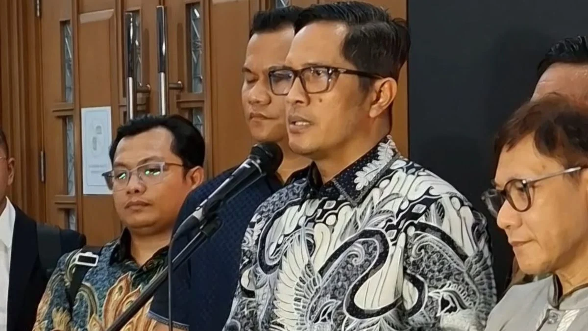 Penasihat Hukum Febrie Adriansyah Pertanyakan Asal-usul Emas 74 Kg yang Disita