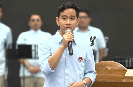 MK Tak Temukan Bukti Ijazah Setara SMA Gibran, Mengapa Bisa Lolos Cawapres 2024?