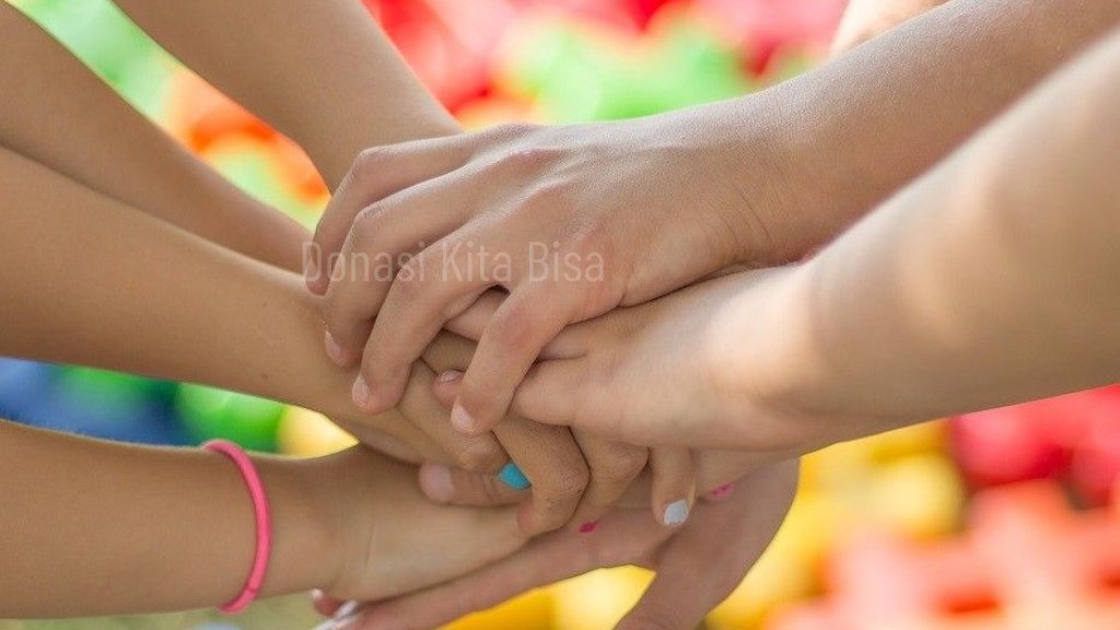 Kita Bisa Memperjuangkan Hak Asasi Manusia
