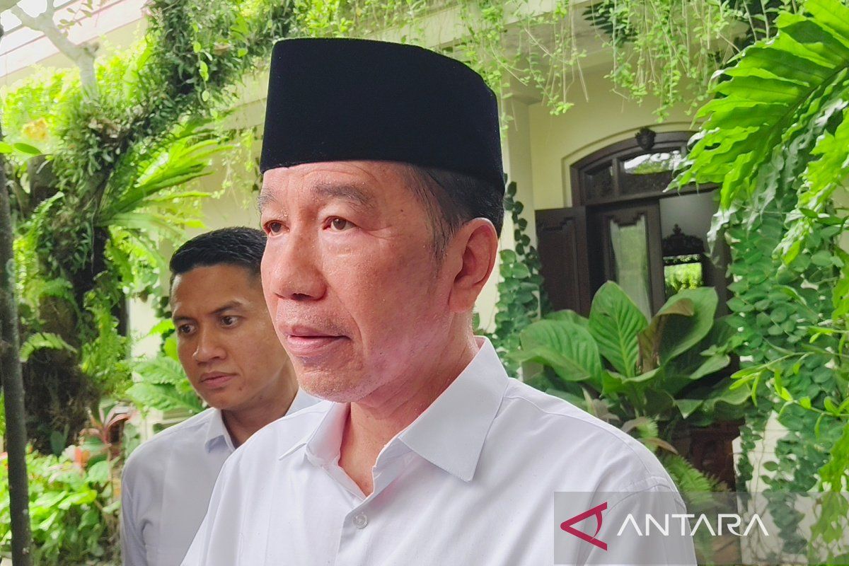 Yang Dibahas: Prabowo undang mantan presiden ke Istana malam ini, Jokowi akan hadir