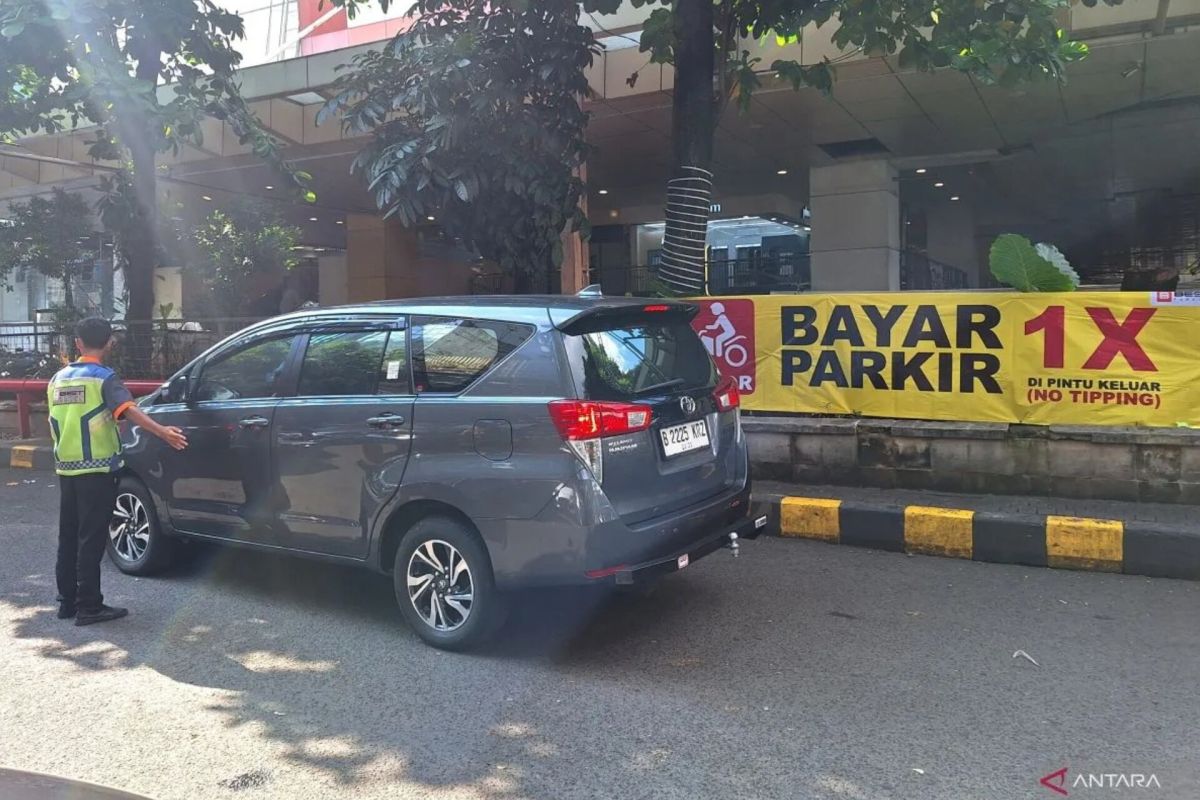 Pengumuman Resmi: Jaksel imbau warga tak beri tip, hentikan parkir liar di Blok M