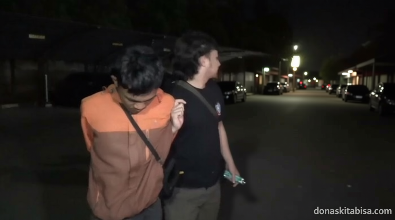 Sosok Pemotor Lindas Mahasiswi Unpad di Gang Sempit Kini Tertunduk Lesu