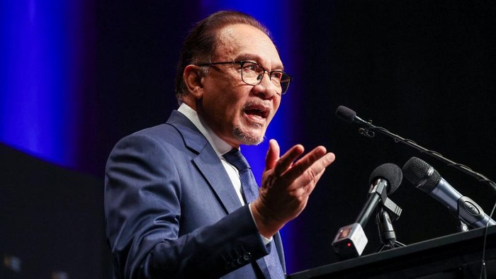 Key Discussion: Anwar Ibrahim Telepon Presiden Iran, Bahas Perdamaian-Undangan ke Teheran