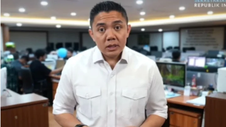 Solving Problems: Ini Koleksi Mobil Mewah Teddy Indra Wijaya, Seskab Bela Prabowo Pakai Uang Pribadi untuk Dinas Luar Negeri