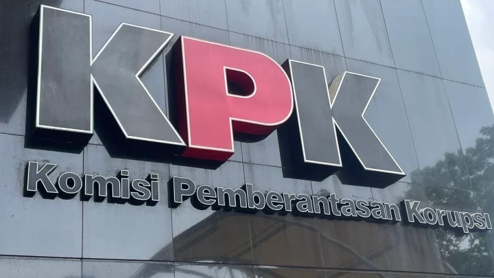 Visit Agenda: Saksi Ungkap Dana Operasional Bea Cukai Dipakai Beli iPhone, Tiket Liburan hingga Jam Tangan Mewah