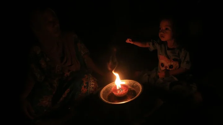 Pemadaman Listrik Berulang di Jawa Barat – Warga Bisa Gugat Pemerintah dan PLN ke Pengadilan