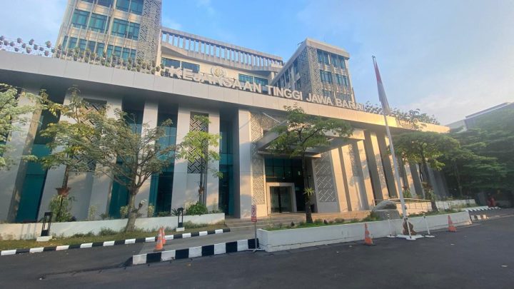 Diduga Korupsi Rp18 Miliar – Wakil Bupati Indramayu Absen Pemeriksaan Kejati Jabar karena Sakit