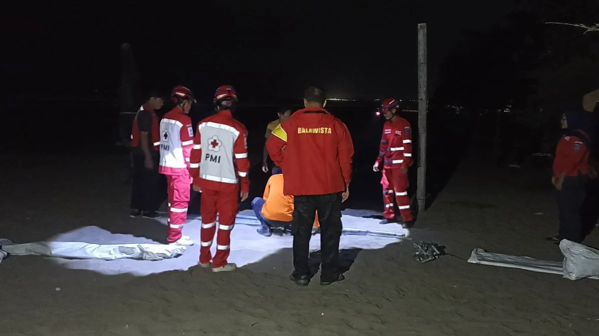 Wisatawan Asal Bandung Terseret Arus di Pangandaran, Dua Selamat Satu Hilang