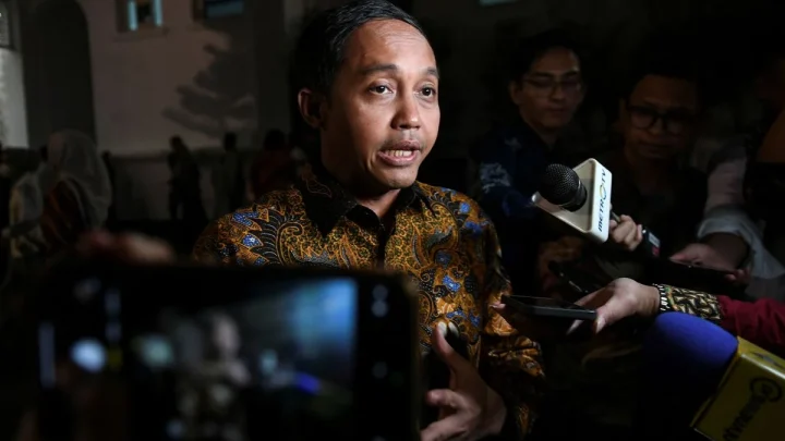 Meeting Results: KPK Ungkap Uang Petani Kuansing Dipotong untuk Pelepasan HPT, Raja Juli Antoni Bakal Diperiksa