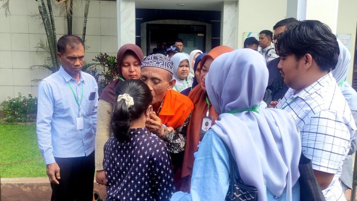 Visit Agenda: Kubu Ade Kuswara Kunang Pertanyakan OTT KPK dalam Kasus Ijon Proyek Bekasi